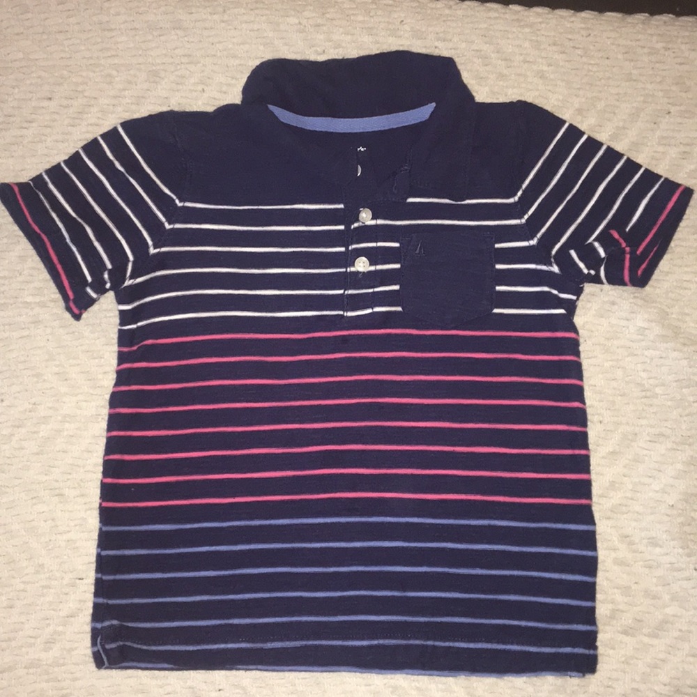 Boys Carter’s Collar Short sleeved Shirt -4T